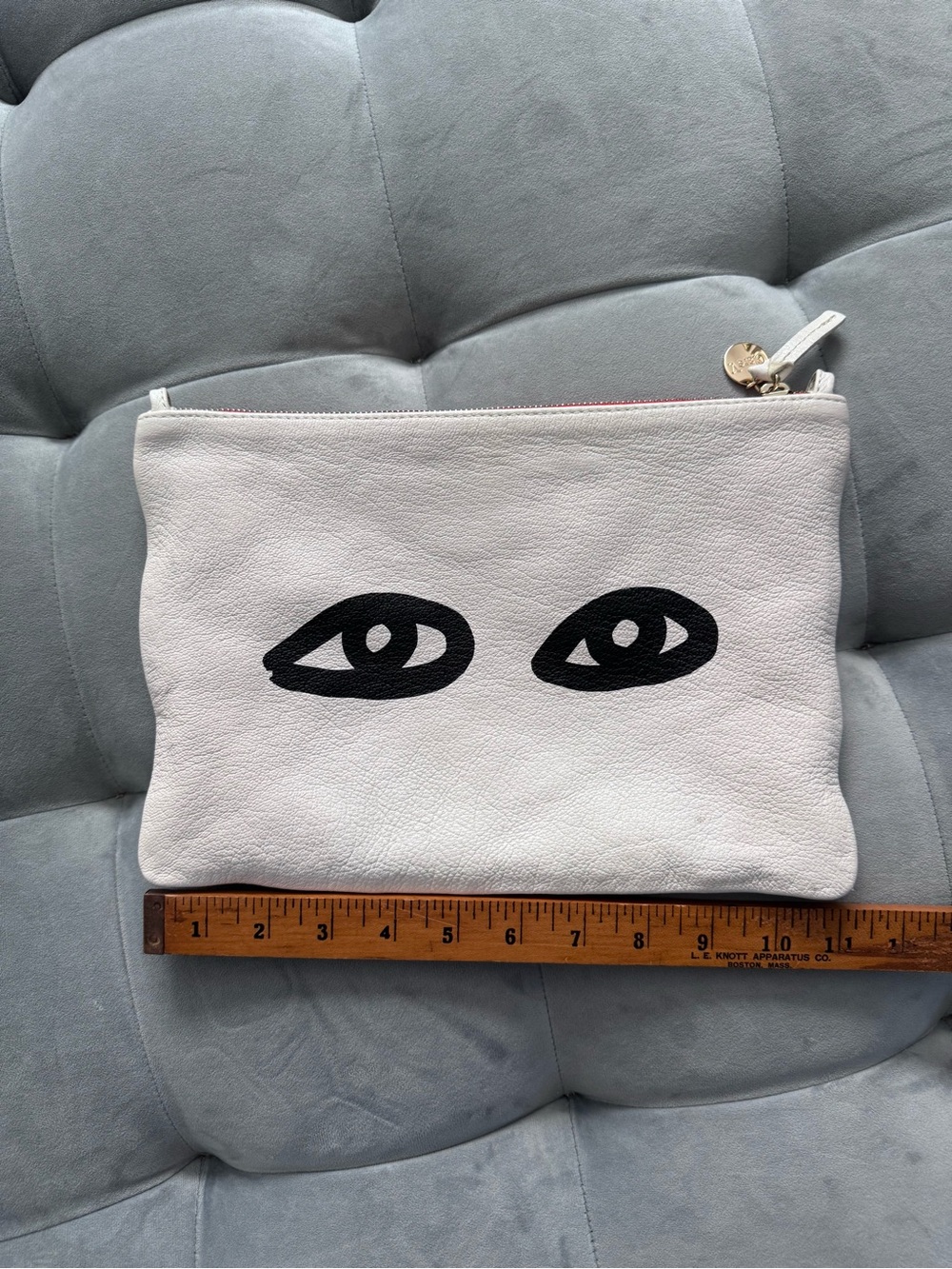 CLARE V Eyes White Leather Flat Clutch with Tabs - Picture 7 of 13